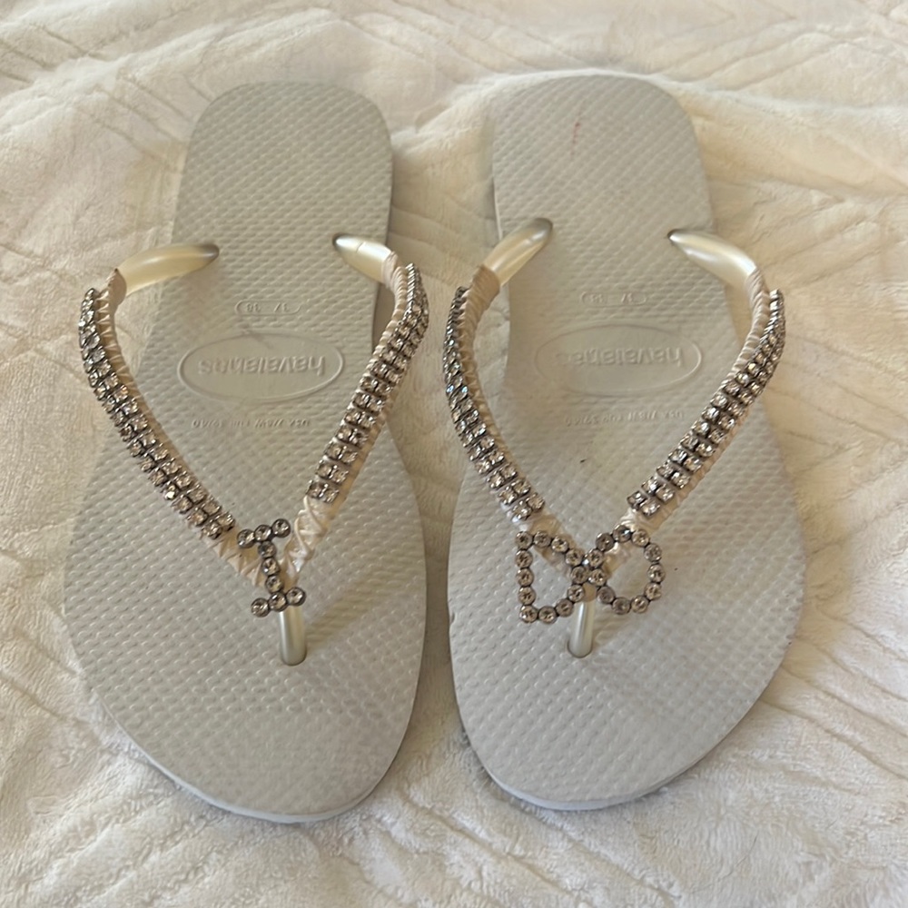 Havaianas flip flops size 7/8